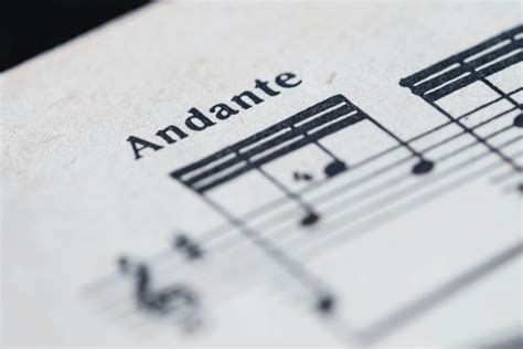 andante meaning in music and its Intricate Ties to Emotional Expression in Classical Compositions